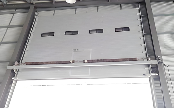 通渭工业滑升门