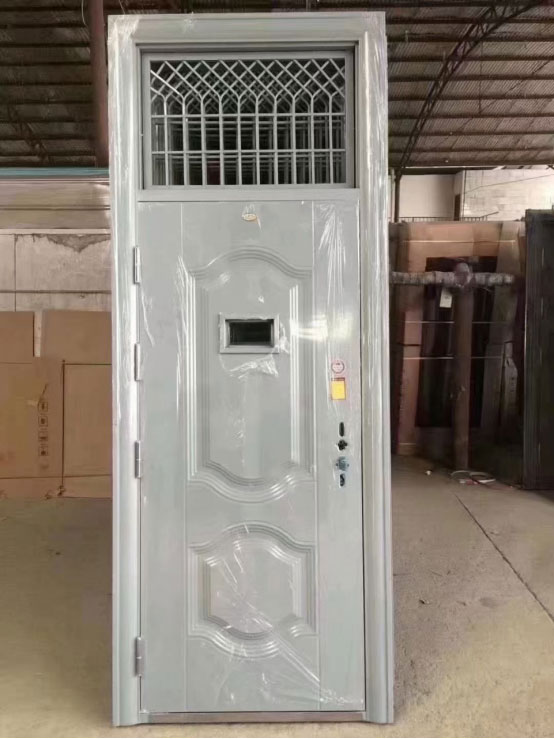 通渭学校教室门