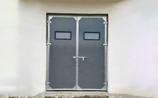 通渭工业门在高温作业区域的运行表现