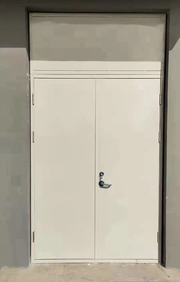 展览馆项目完成大跨度通渭防火门安装